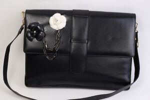 Vintage Black Leather Flower Chain Flap Shoulder Messenger Bag